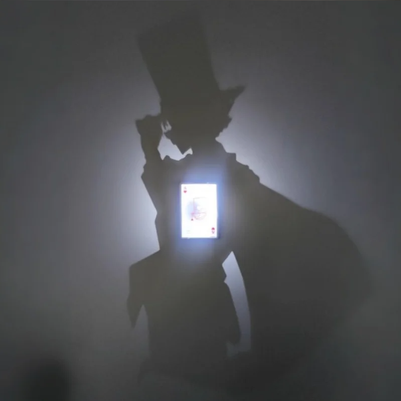 Phantom Thief Inspired Shadowcast Lamp – Kaito Kid Anime Shadow Projection Wall Light | Shadowcast